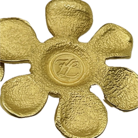 Vintage KARL LAGERFELD Gold Daisey Bracelet 6.25” - Picture 7 of 7